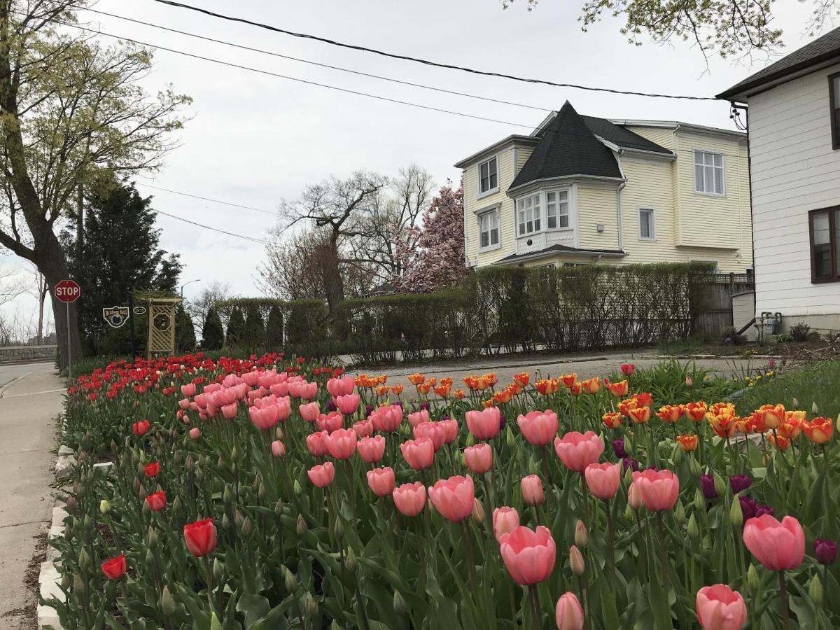 Bedham Hall B&B Niagara Falls Extérieur photo