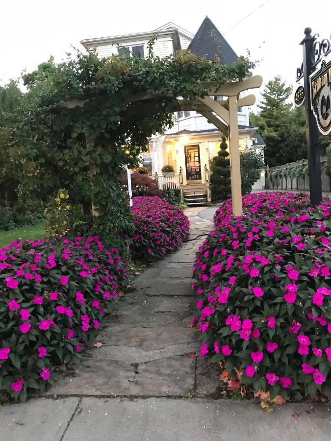 Bedham Hall B&B Niagara Falls Extérieur photo