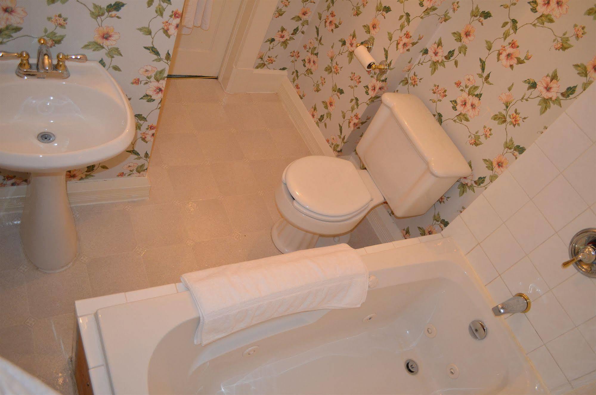 Bedham Hall B&B Niagara Falls Extérieur photo