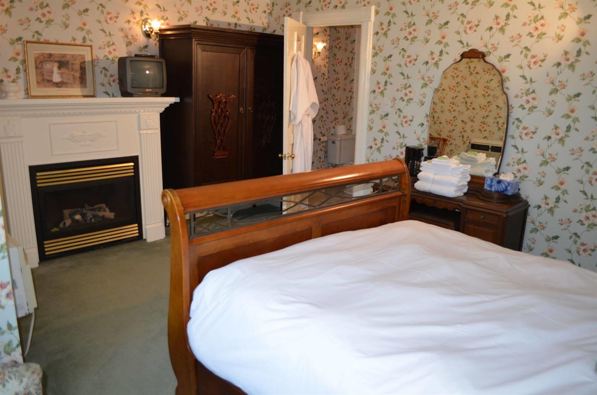 Bedham Hall B&B Niagara Falls Extérieur photo