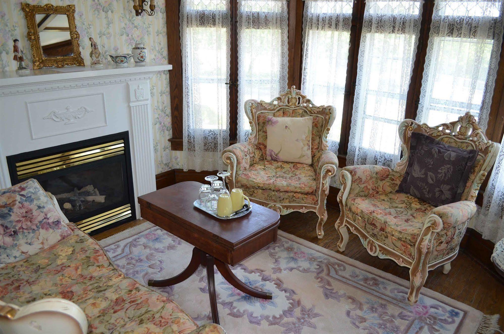 Bedham Hall B&B Niagara Falls Extérieur photo